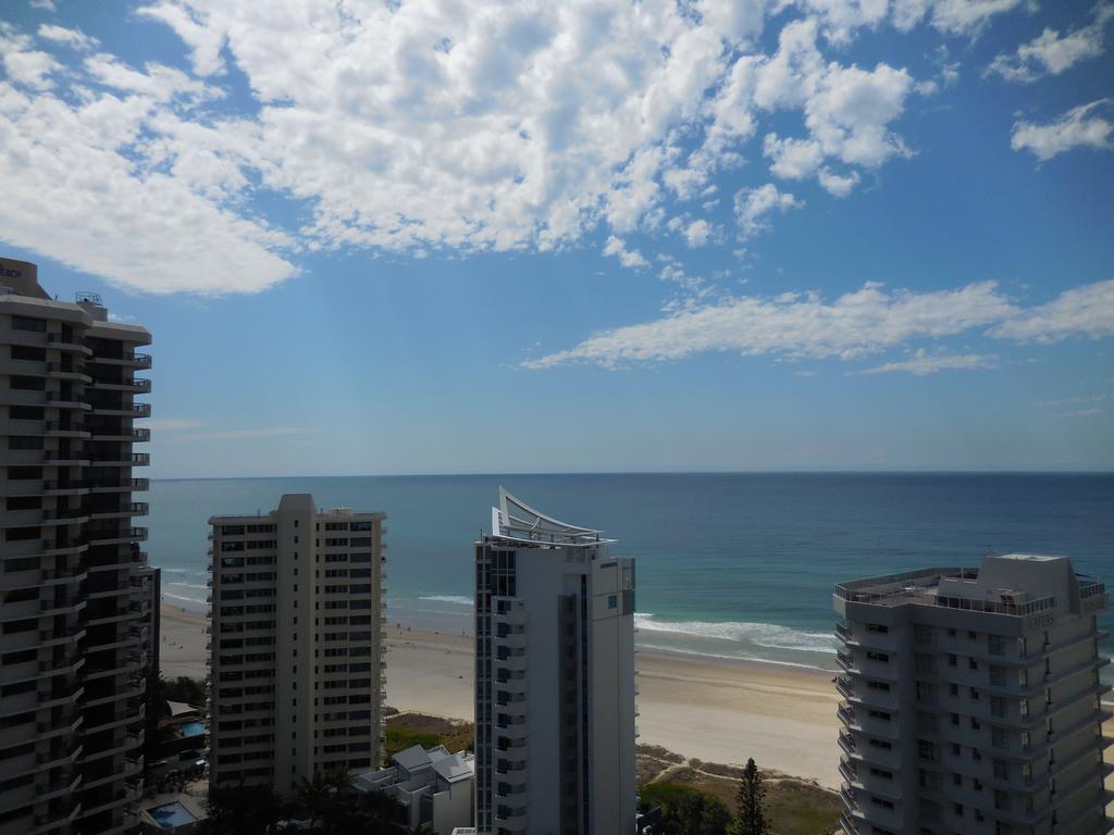 Surfers Century Oceanside Apartments Gold Coast Exterior photo
